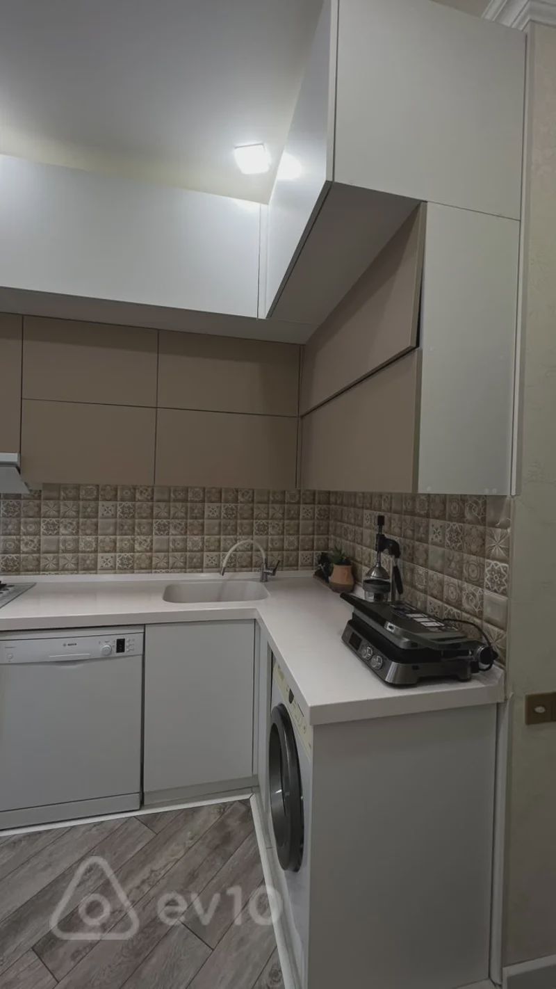 For rent: 2-room apartment (new building), 95 m² — Mənzil, Bakı (11)