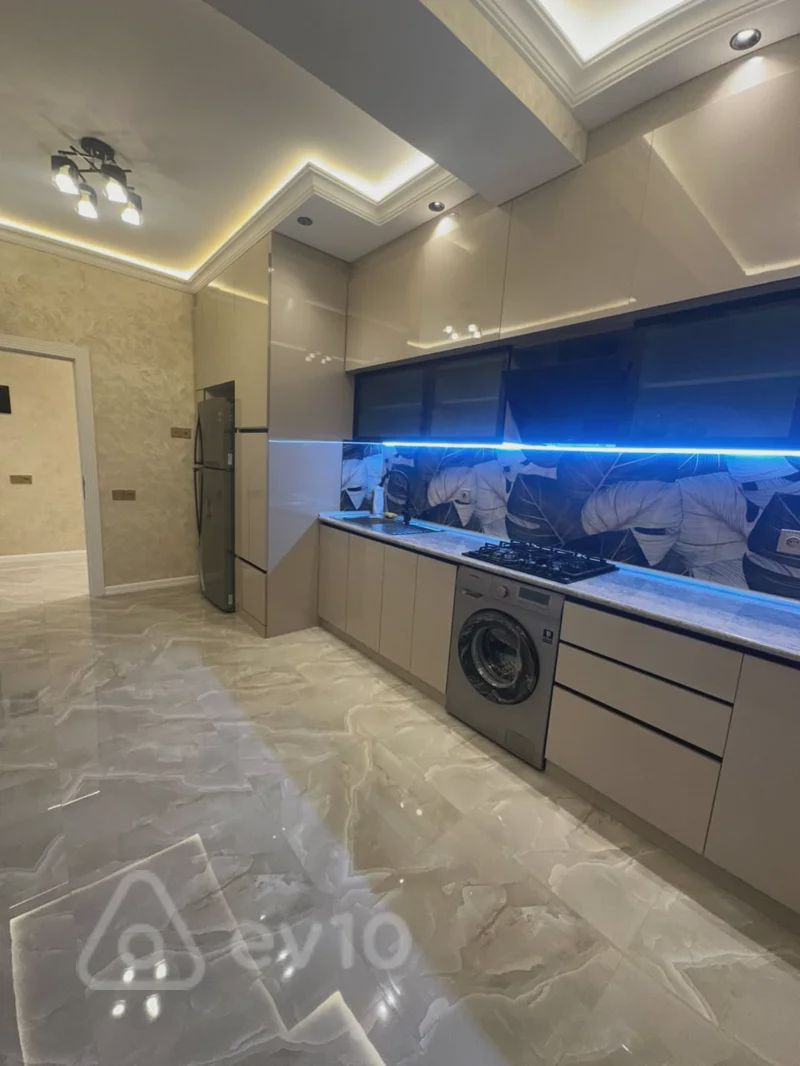 For sale: 3-room apartment (new building), 100 m² — Mənzil, Bakı (7)