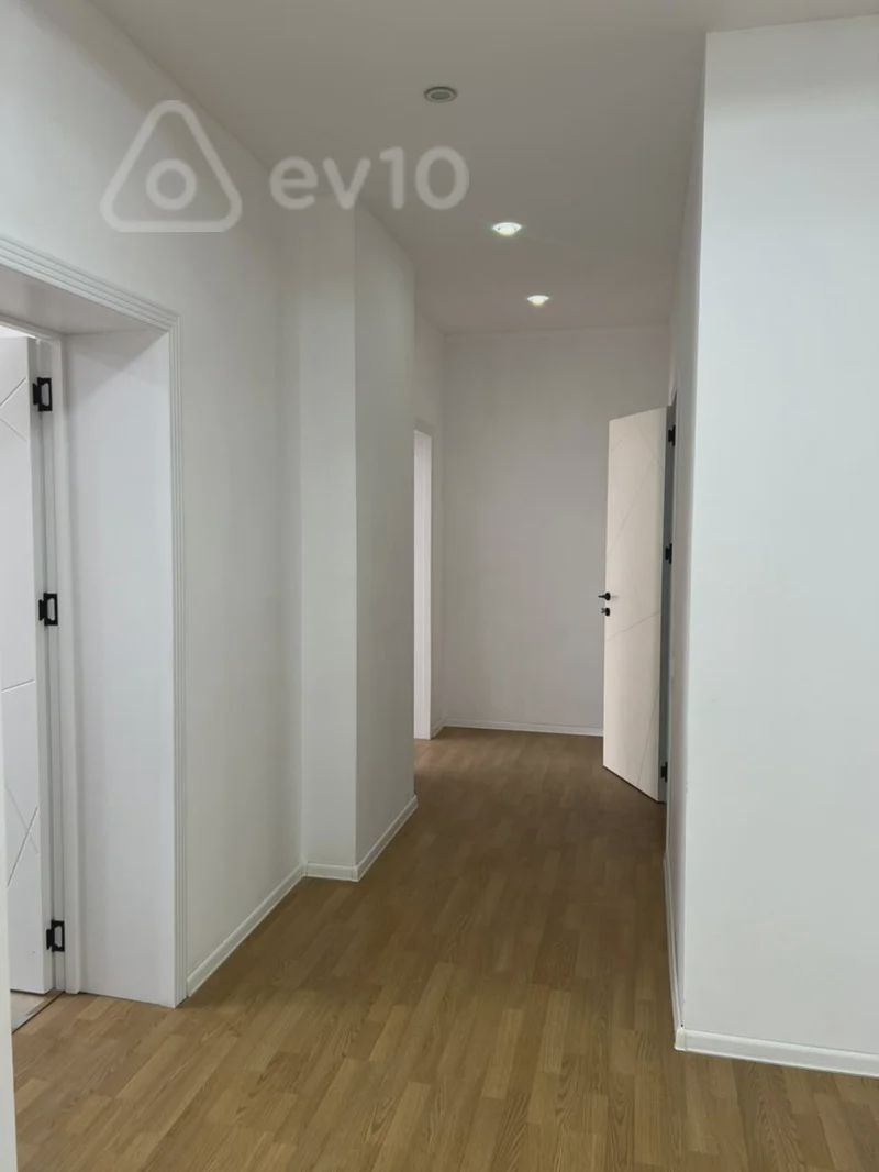 For sale: 4-room apartment (new building), 193 m² — Mənzil, Bakı (12)