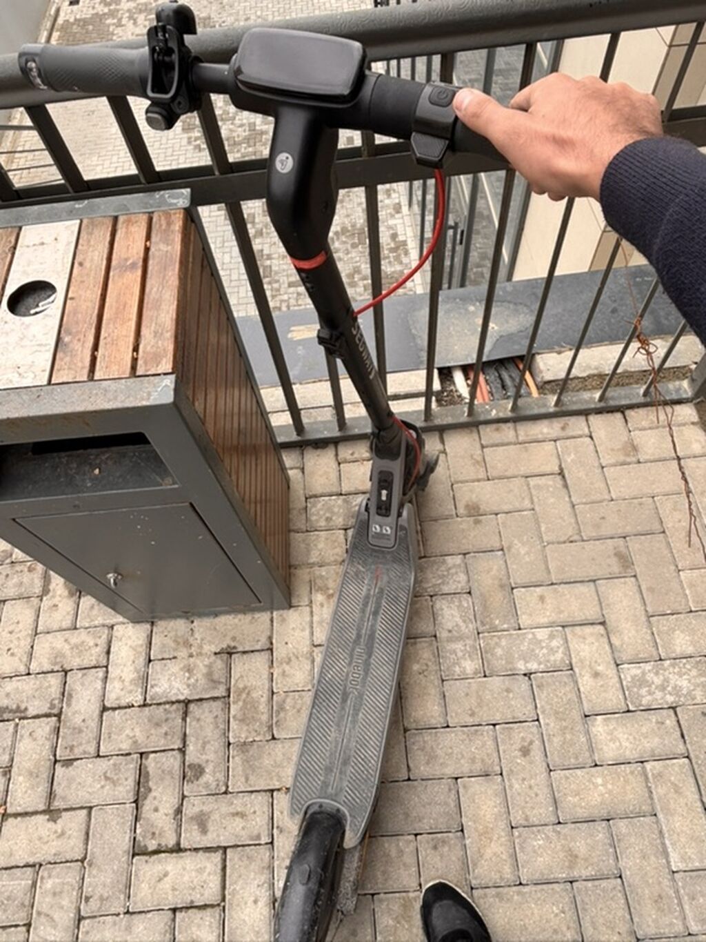 Ninebot E3 Pro elektrik skuteri satılır Qiymət: 700 AZN — Skuterlər, Bakı (2)