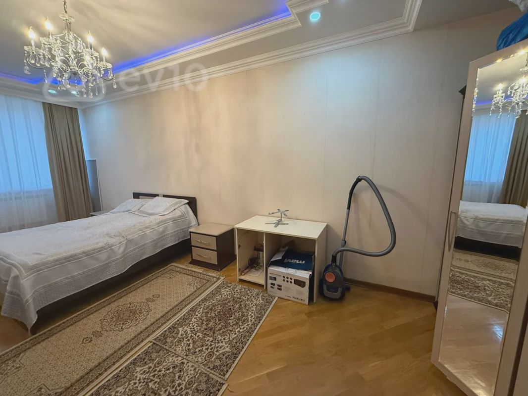 For sale: 4-room apartment (new building), 145 m² — Mənzil, Bakı (2)