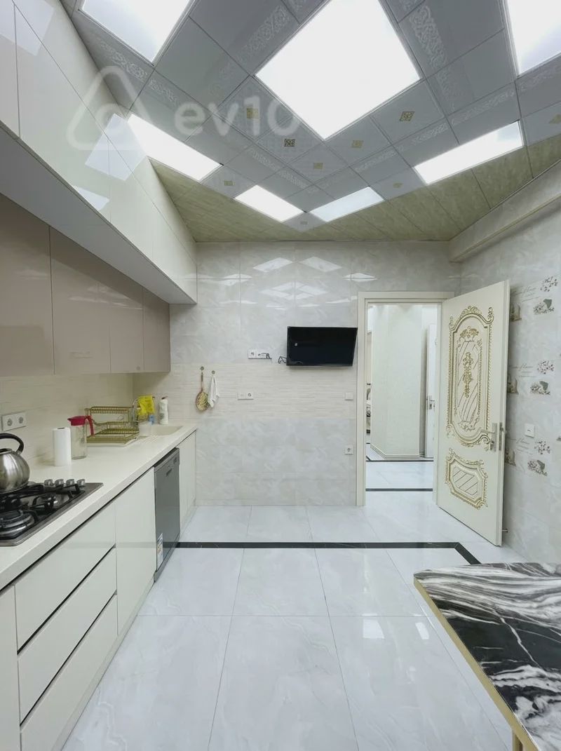 Kiralık 3 odalı daire (yeni bina), 150 m² — Mənzil, Bakı (9)
