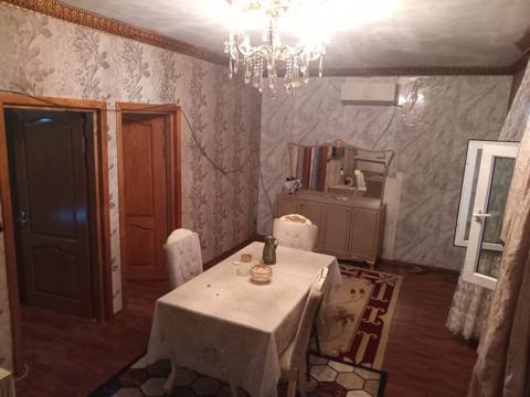 Zabrat 1 de qayinin arxasinda kerpic zavoda 5 otaqli orta — Баку