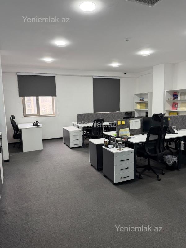 For sale: 4-room commercial property, 200 m² — Əmlak, Bakı (7)