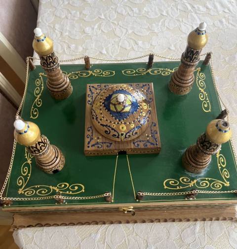 Əl işı ağacdan dekorativ qutu – məscid maketi ilə - Material: təbii — 150 ₼ · Baku · Pul qutusunun və şkatulyalar Əl işı ağacdan dekorativ qutu – məscid maketi ilə - Material: təbii — Baku