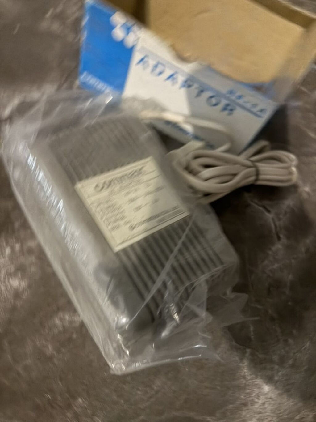 Commax RF-1A AC Adapter - Brend: Commax - Model: RF-1A - Tip: AC — Şarj cihazları, Bakı (2)