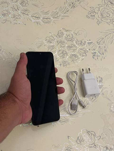 Salam Redmi Bez prablemsiz 85 Azn 0702226990 — 85 ₼ · Баку · Xiaomi Salam Redmi Bez prablemsiz 85 Azn 0702226990 — Баку