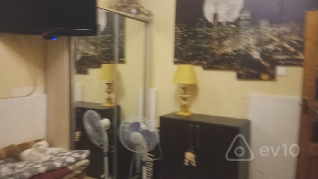For sale: 2-room apartment (old building), 70 m² — Mənzil, Bakı (7)