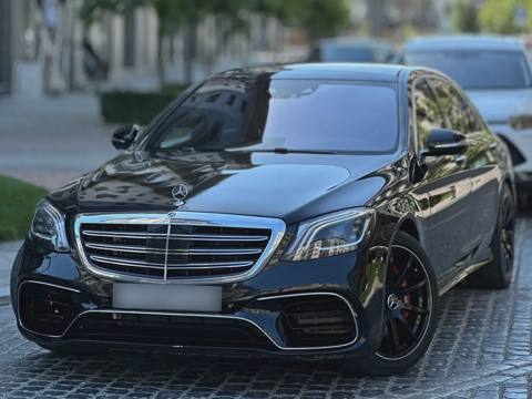 Mercedes S-Class 2018 — gündəlik icarə — Баку