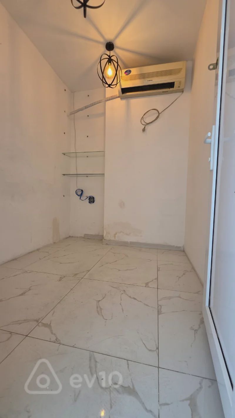 Sotiladi: коммерческий объект, 35 m² — Əmlak, Bakı (12)