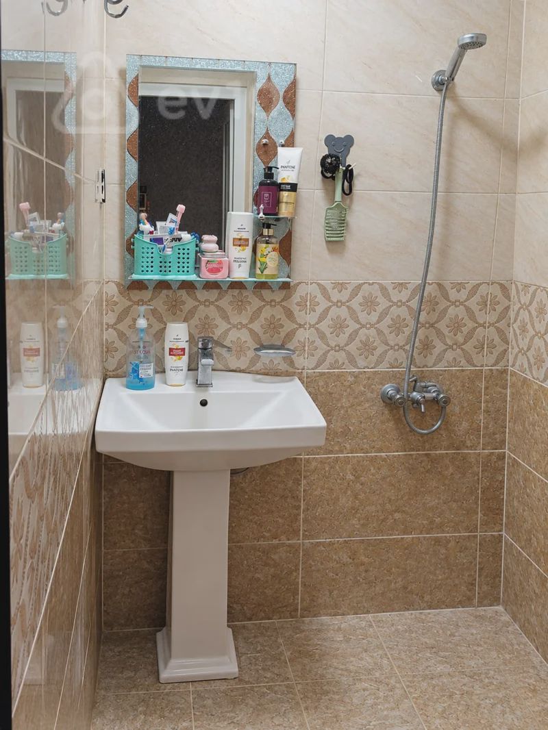 For sale: 3-room apartment (old building), 70 m² — Mənzil, Bakı (5)