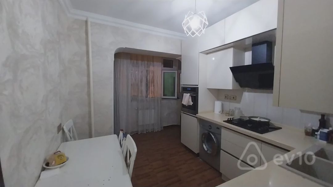 For sale: 3-room apartment (old building), 90 m² — Mənzil, Bakı (7)