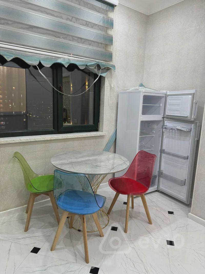 For rent: 2-room apartment (new building), 70 m² — Mənzil, Bakı (7)