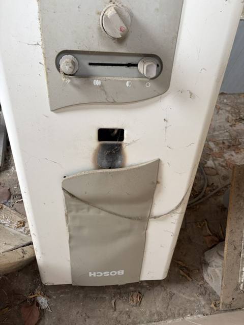 Bosch qazla işləyən su qızdırıcısı (kolonka) - Marka: Bosch - Yanacaq — Bakı