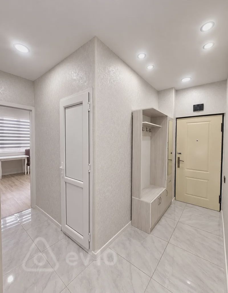 For sale: 2-room apartment (old building), 45 m² — Mənzil, Bakı (3)