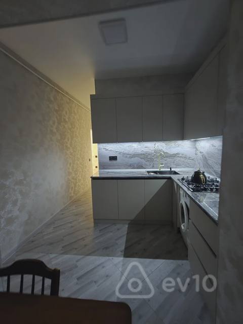 2 otaqlı mənzil, 65 m², Mehemmed Hadi — kirayə — 700 ₼ · Baku · Mənzil 2 otaqlı mənzil, 65 m², Mehemmed Hadi — kirayə — Baku