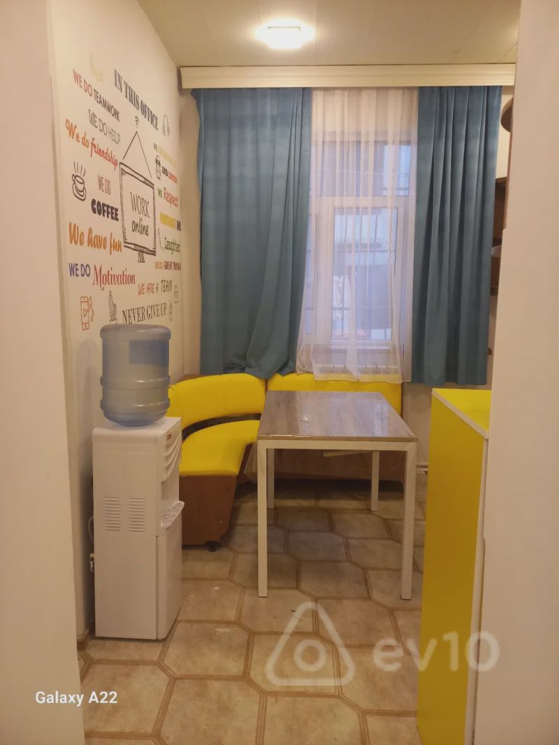 Ijaraga beriladi: 3 xonali офис, 65 m² — Ofis, Bakı (10)