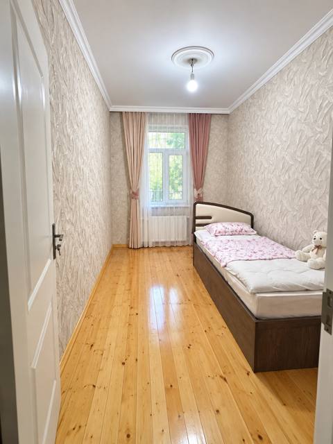 Satılır: Həyət evi, 100 m², 1.5 sot — Arazbarı küçəsi — Corat