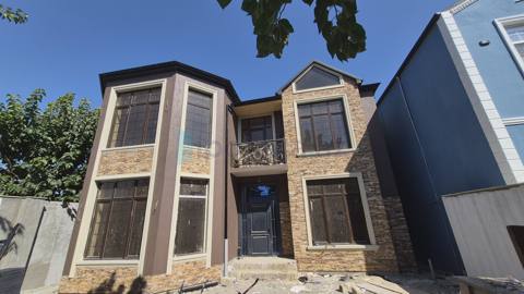 Satılır: 4 Otaq, Evlər/Villalar, 180.00 m² — 259 000 ₼ · Sumgayit · Ev, villa Satılır: 4 Otaq, Evlər/Villalar, 180.00 m² — Sumgayit