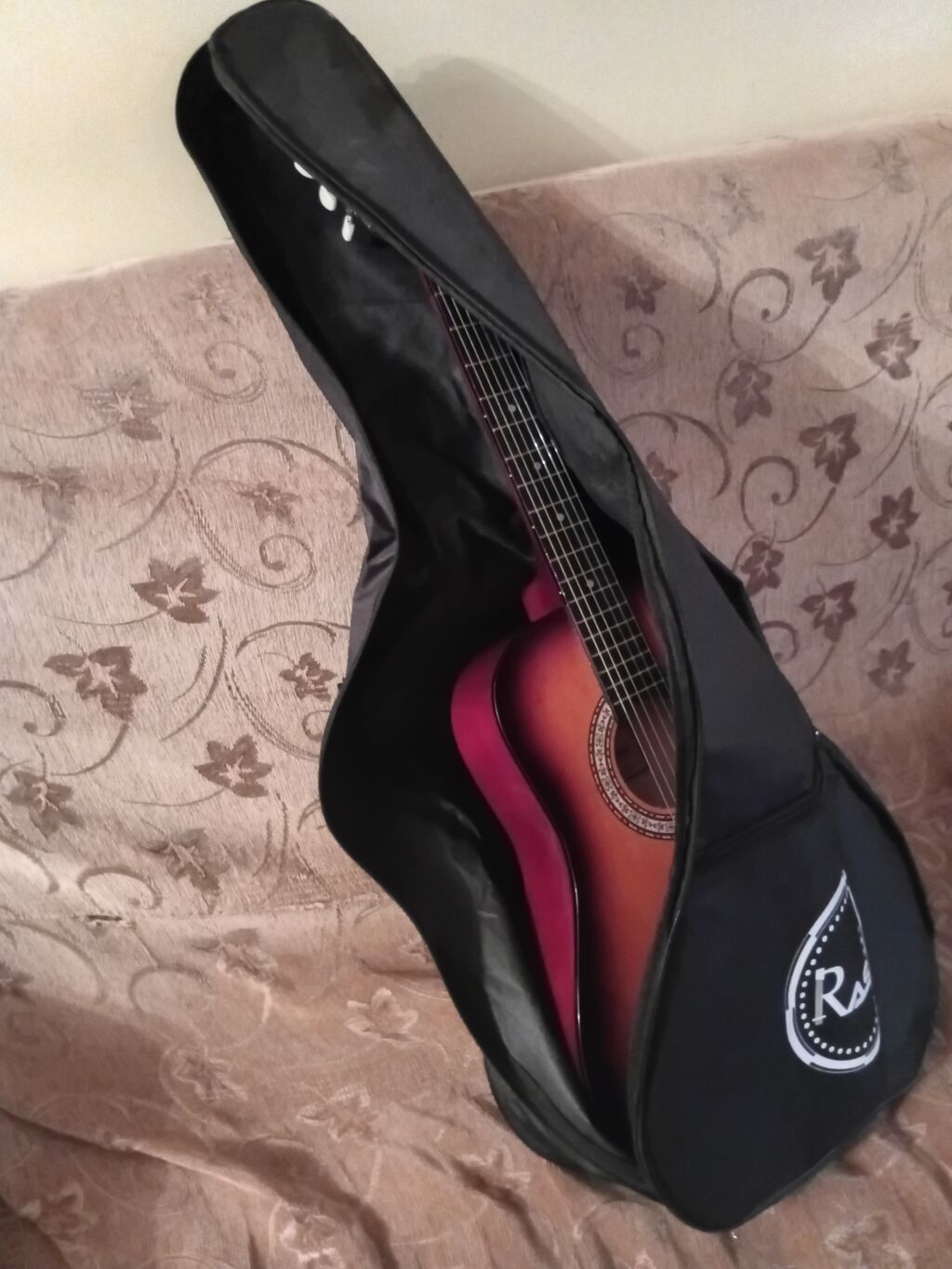 Klassik akustik gitara + “Rast” brendli çanta - Korpus: klassik — Gitarlar və digər simli alətlər, Bakı (2)