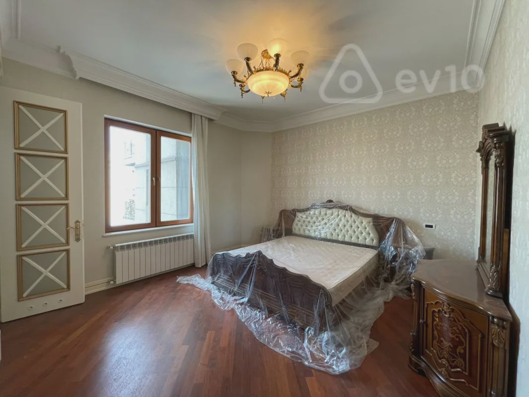 For sale: 4-room apartment (new building), 250 m² — Mənzil, Bakı (12)