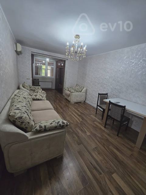 4 otaqlı mənzil, 75 m², Əhməd Rəcəbli küç. — kirayə — 850 ₼ · 4 ოთახი · 75 m² · სართული 2/5 · Baku, Nərimanov · Mənzil 4 otaqlı mənzil, 75 m², Əhməd Rəcəbli küç. — kirayə — Baku