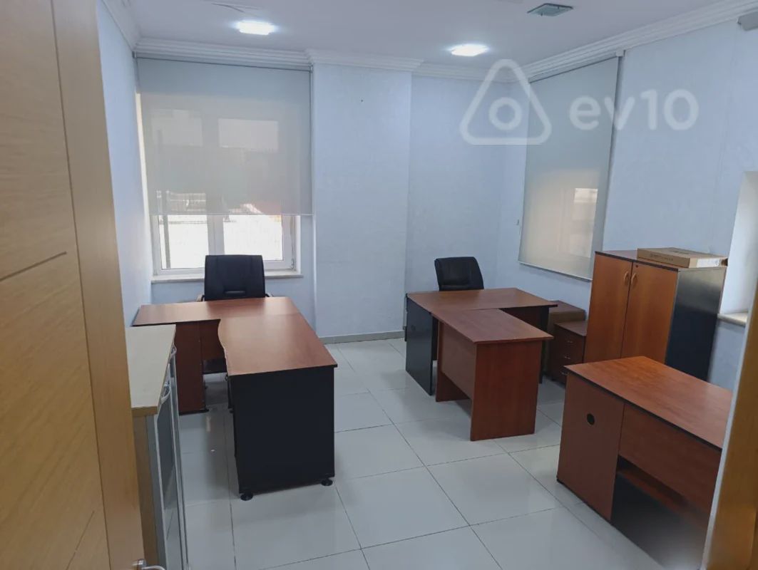ქირავდება office, 320 მ² — Ofis, Bakı (8)