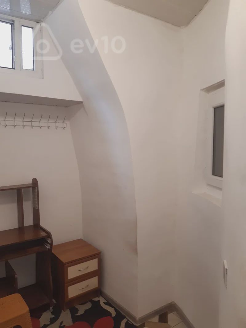 For sale: 1-room apartment (old building), 8 m² — Mənzil, Bakı (5)
