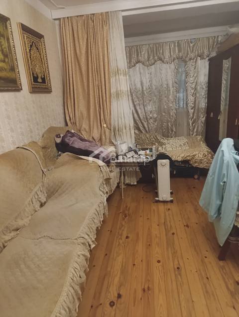 Satılır 1 otaqlı köhnə tikili 35 m², Badamdar qəsəbəsi, Səbail rayonu — Баку