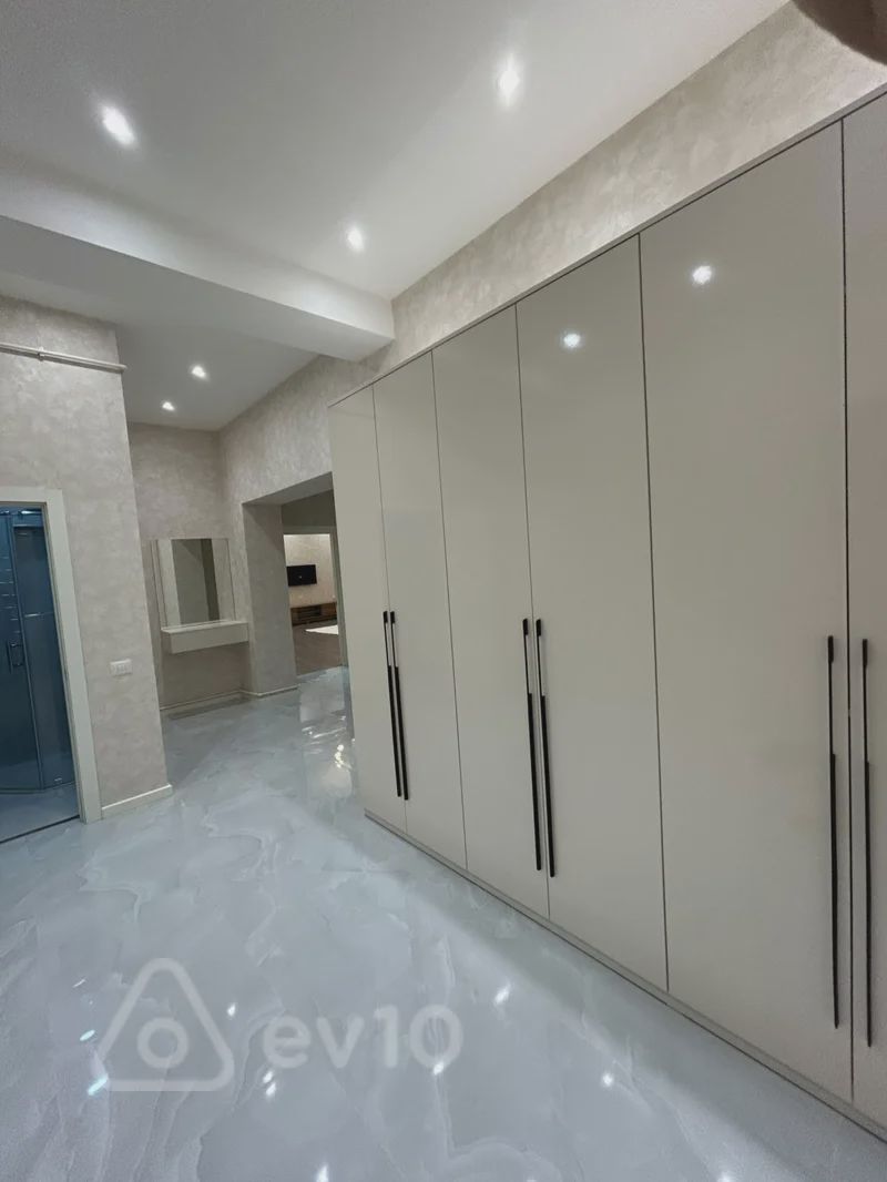 იყიდება 2-ოთახიანი apartment (new building), 95 მ² — Mənzil, Bakı (2)