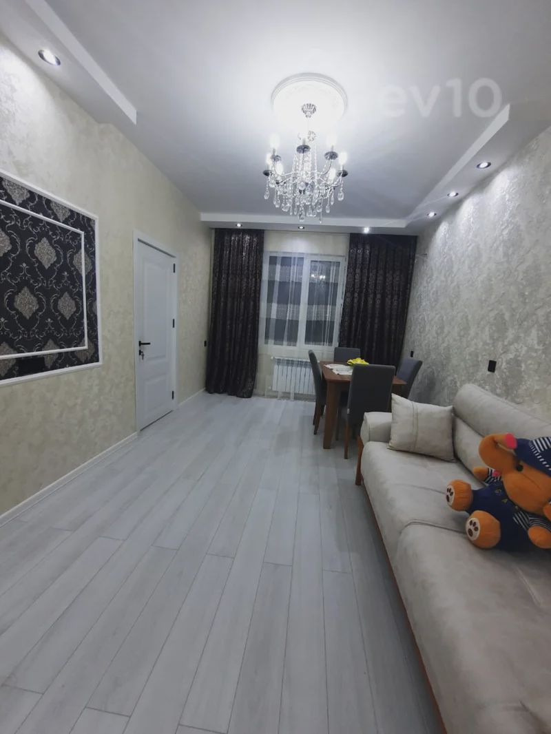 For sale: 2-room apartment (old building), 50 m² — Mənzil, Bakı (2)
