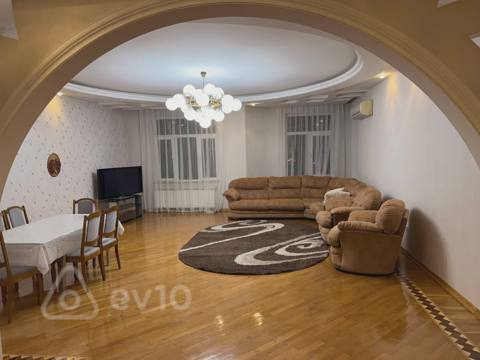 3 otaqlı mənzil, 171 m², Həsən Əliyev küç. — kirayə — Bakı