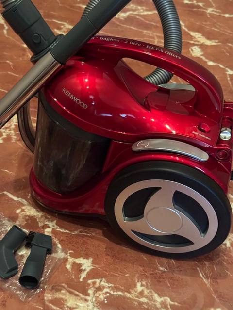 Kenwood tozsoran – güclü və praktik siklon tipli model - Güc: 1600 W — 50 ₼ · Bakı · Tozsoran Kenwood tozsoran – güclü və praktik siklon tipli model - Güc: 1600 W — Bakı
