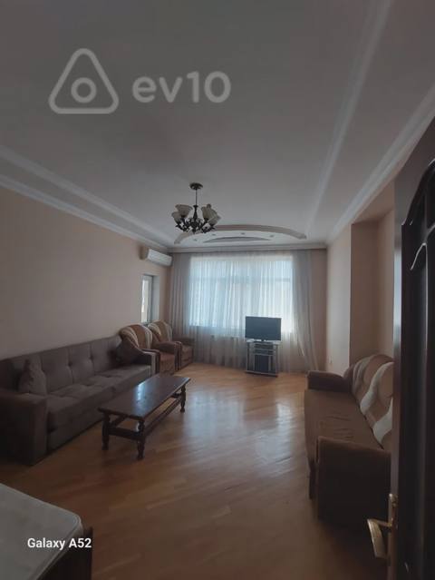 2 otaqlı mənzil, 90 m², azadliq metro — kirayə — 700 ₼ · Baku · Mənzil 2 otaqlı mənzil, 90 m², azadliq metro — kirayə — Baku