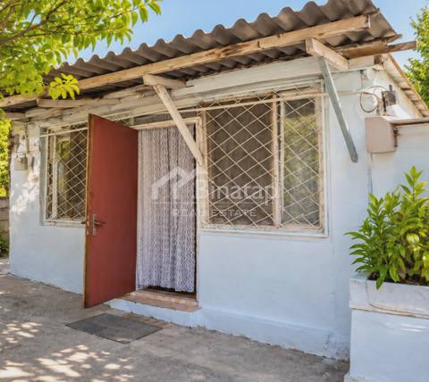 Satılır 1 otaqlı həyət evi / bağ evi 25 m², 28 May metrosu, Nəsimi rayonu — Баку