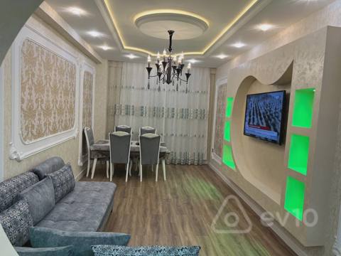 3 otaqlı mənzil, 125 m², 8 noyabr pr. — kirayə — 1 200 ₼ · Bakı · Mənzil 3 otaqlı mənzil, 125 m², 8 noyabr pr. — kirayə — Bakı