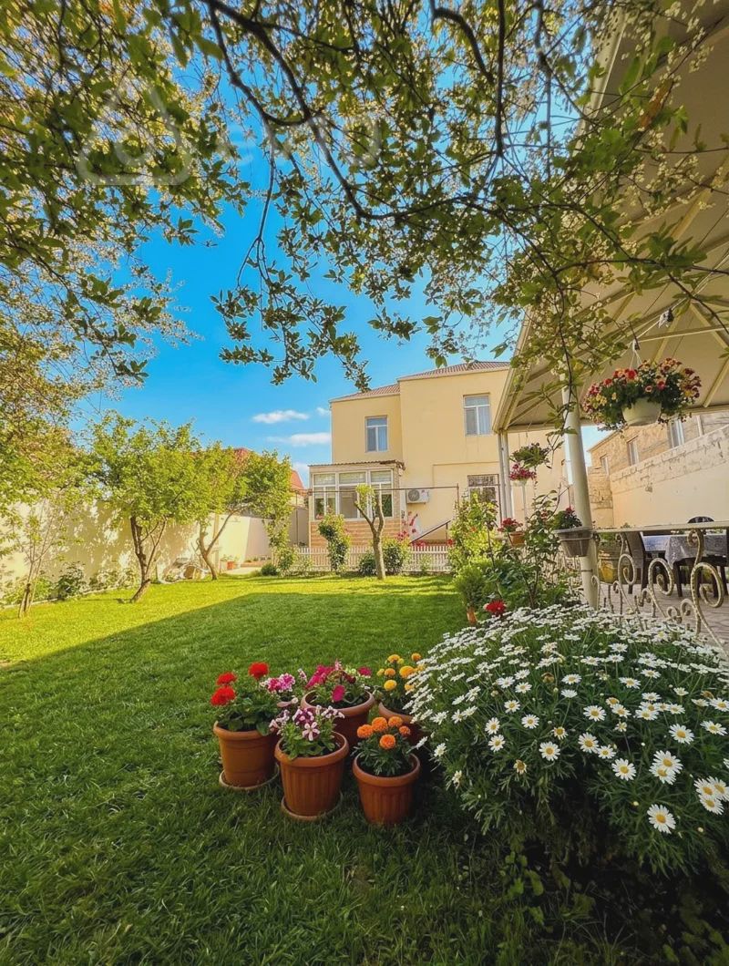 For sale: 4-room house / Cottage / Villa, 200 m² — Ev, villa, Bakı (2)