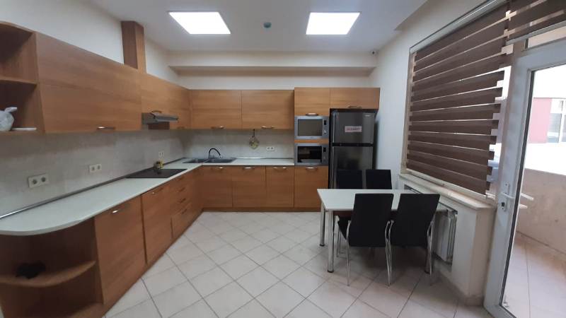 Kiralık ticari mülk, 2 500 m² — Əmlak, Bakı (11)