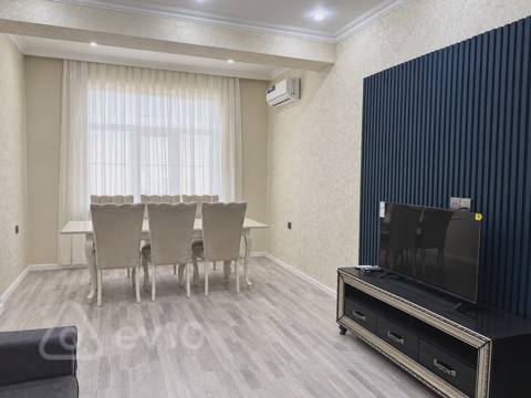2 otaqlı mənzil, 72 m², Bakı, Nəsrəddin Tusi küçəsi — Баку
