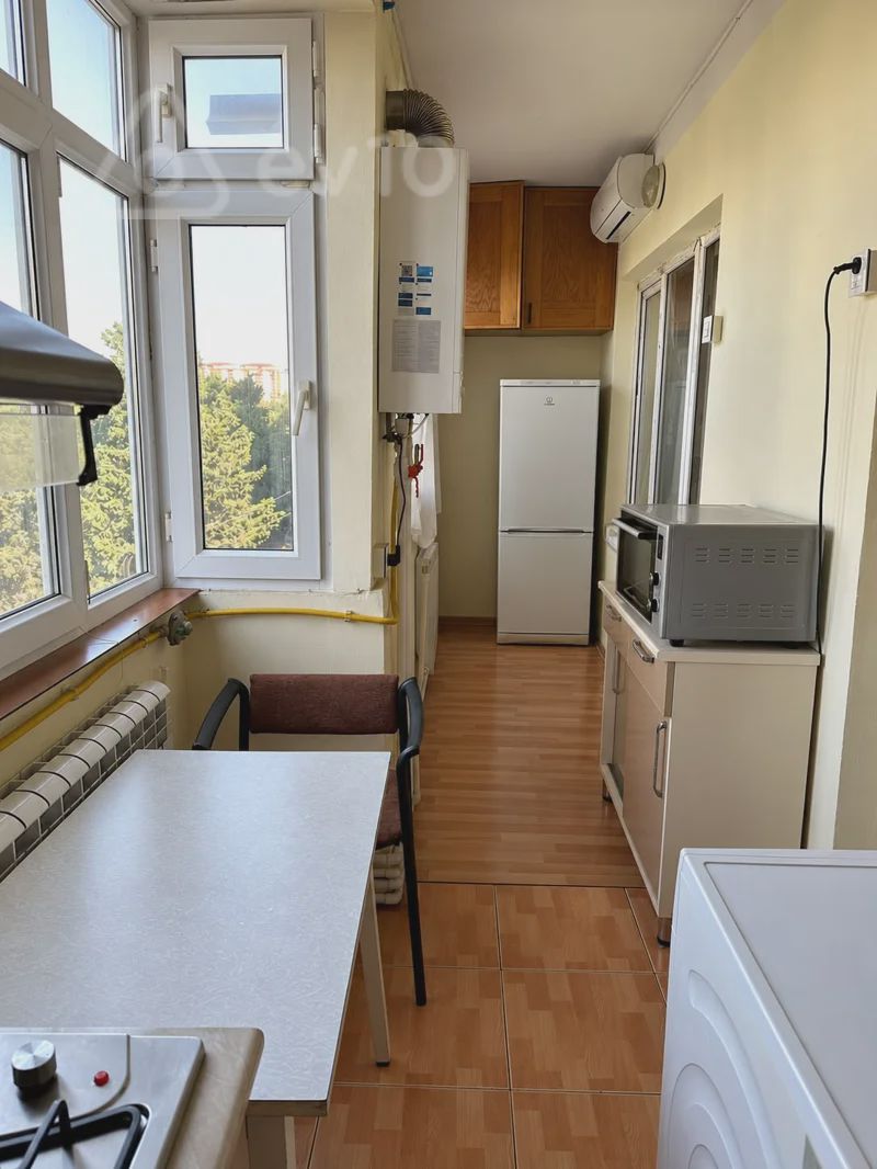For sale: 2-room apartment (old building), 45 m² — Mənzil, Bakı (3)