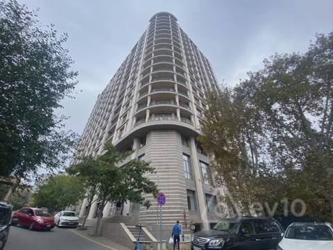 3 otaqlı mənzil, 170 m², Rəşid Behbudov küçəsi — 480 000 ₼ · Bakı · Mənzil 3 otaqlı mənzil, 170 m², Rəşid Behbudov küçəsi — Bakı