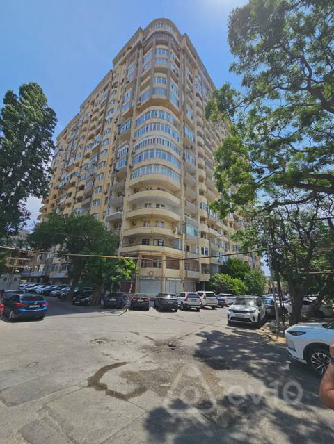 3 otaqlı mənzil, 125 m², Fuad İbrahimov küçəsi — 330 000 ₼ · Bakı · Mənzil 3 otaqlı mənzil, 125 m², Fuad İbrahimov küçəsi — Bakı