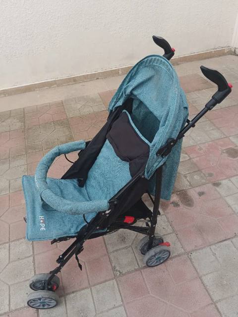 Uniseks uşaq arabası, Firuzəyi rəng — 60 ₼ · Mallar Uniseks uşaq arabası, Firuzəyi rəng