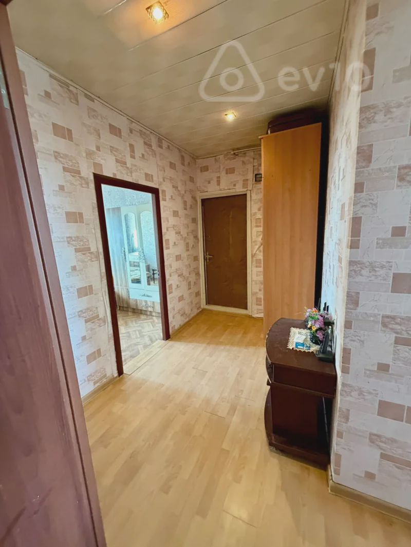 For sale: 2-room apartment (old building), 65 m² — Mənzil, Bakı (10)