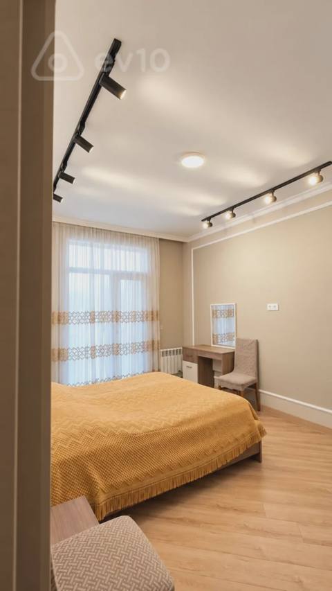 2 otaqlı mənzil, 82 m², West Town Yaşayış Kompleksi — Баку