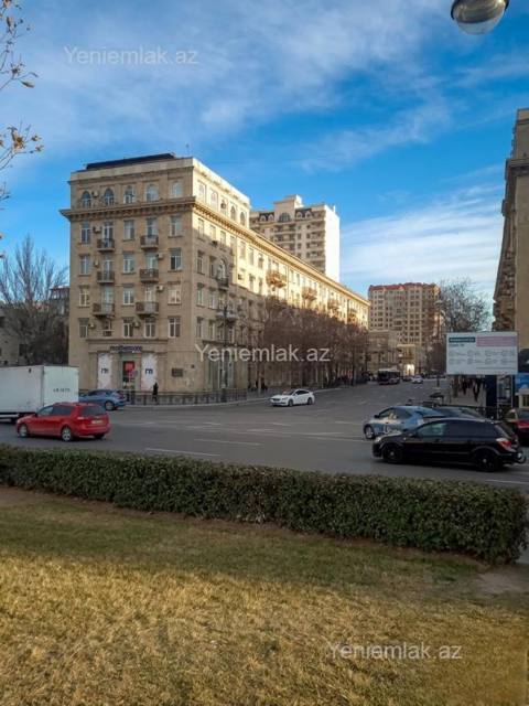 Satılır 2 otaqlı Bina evi menzil (Köhnə tikili), 75 m², Yasamal rayonu — Bakı