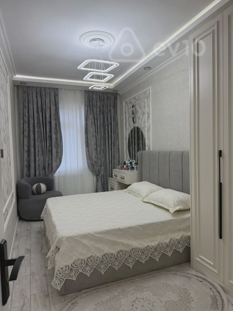 For sale: 2-room apartment (old building), 48 m² — Mənzil, Bakı (7)