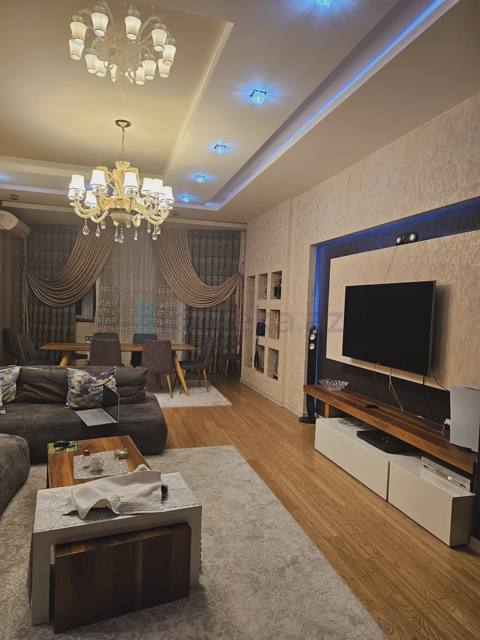 Satılır: 4 Otaq, Yeni tikili, Yasamal r., 180.00 m² — 520 000 ₼ · Bakı · Mənzil Satılır: 4 Otaq, Yeni tikili, Yasamal r., 180.00 m² — Bakı