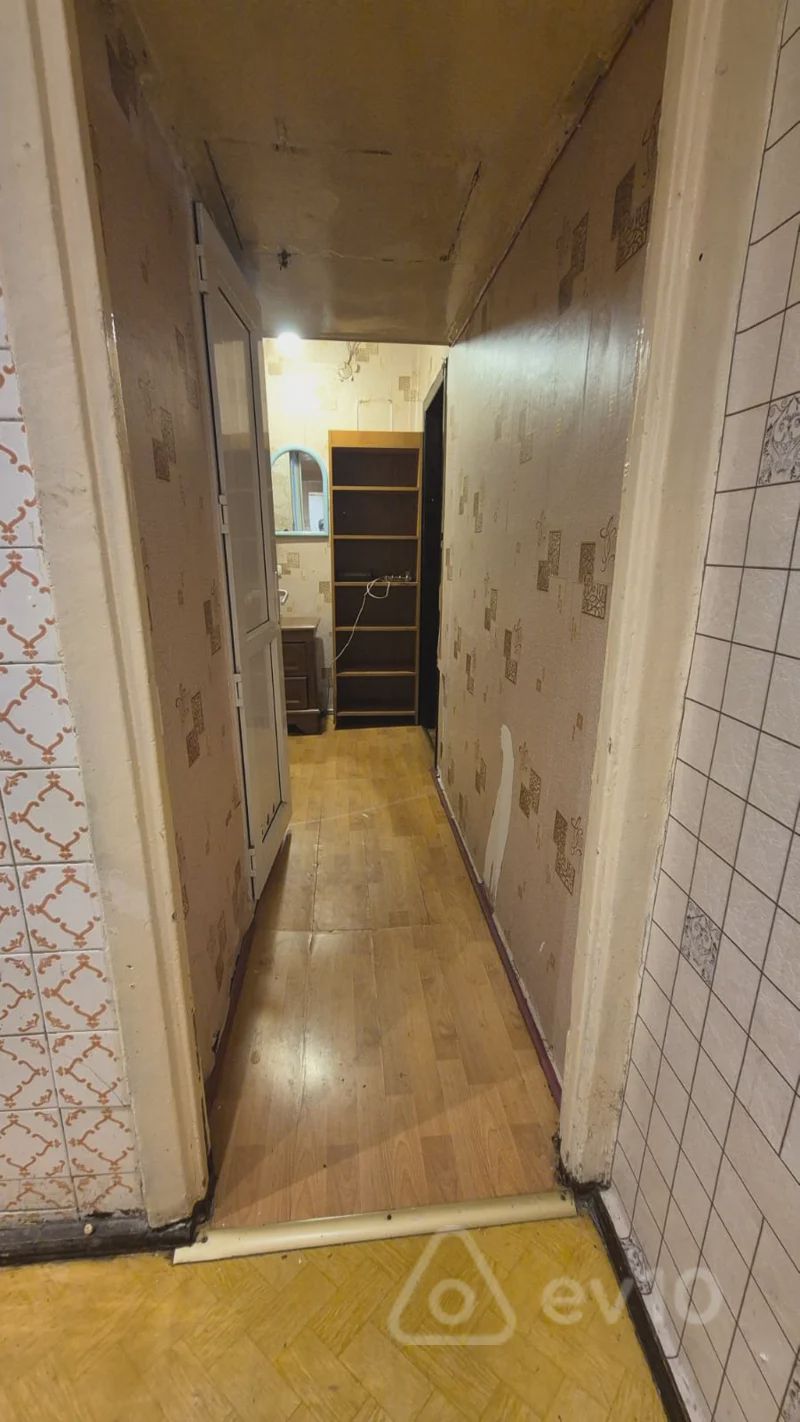 For sale: 1-room apartment (old building), 40 m² — Mənzil, Bakı (7)