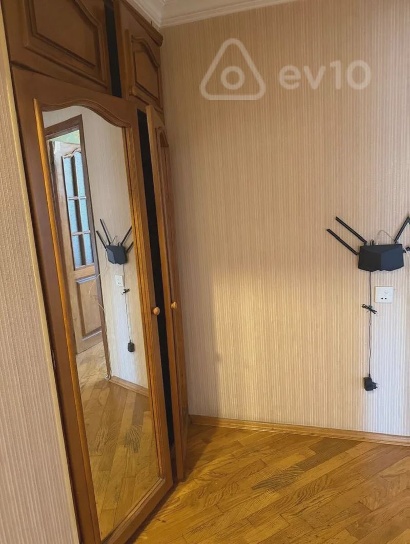 For sale: 3-room apartment (old building), 87 m² — Mənzil, Bakı (4)